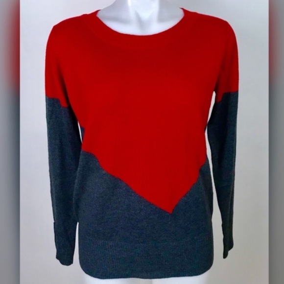 41 Hawthorn Sweaters - Button Detail Back 41 Hawthorn Red & Grey Sweater